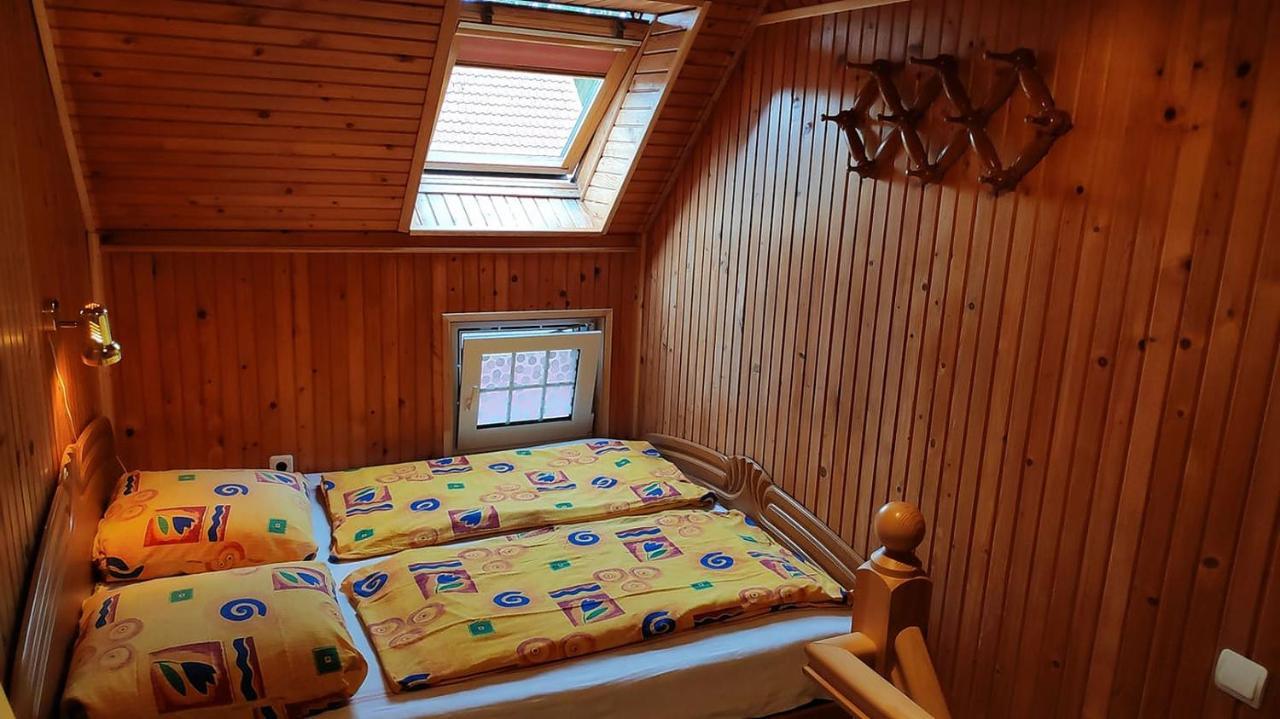 Guesthouse "Nakvyne Pas Zveja" Nagliu Street Nida Eksteriør bilde