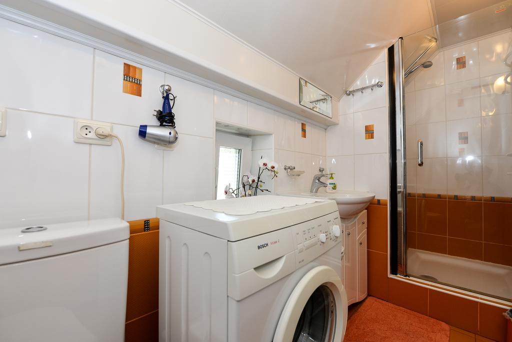 Guesthouse "Nakvyne Pas Zveja" Nagliu Street Nida Eksteriør bilde