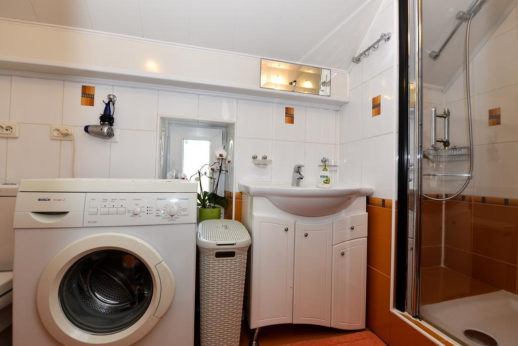 Guesthouse "Nakvyne Pas Zveja" Nagliu Street Nida Eksteriør bilde