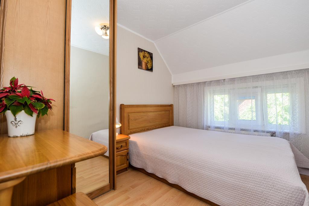 Guesthouse "Nakvyne Pas Zveja" Nagliu Street Nida Eksteriør bilde