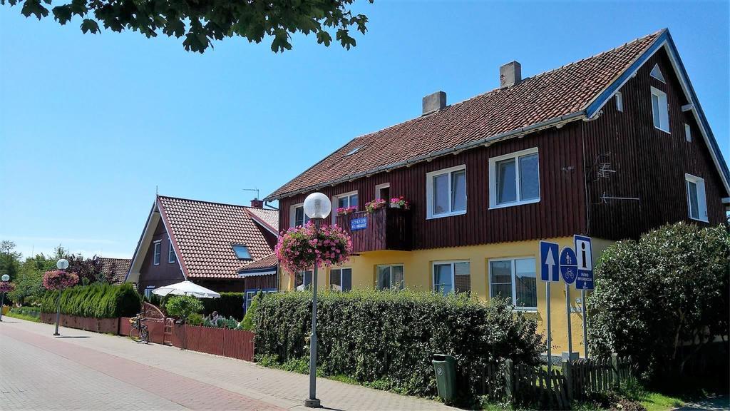 Guesthouse "Nakvyne Pas Zveja" Nagliu Street Nida Eksteriør bilde